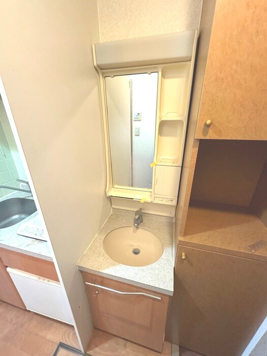 物件内観写真9　(洗面)