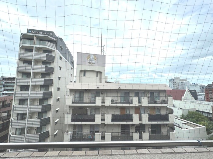 物件内観写真21　(室内からの展望)