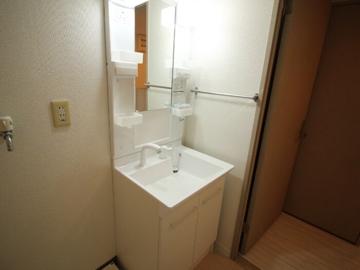 物件内観写真11　(洗面)