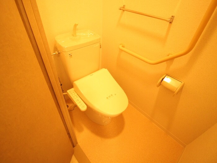 物件内観写真13　(トイレ)