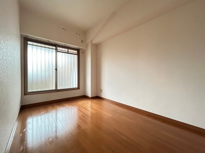 物件内観写真10　(居室)