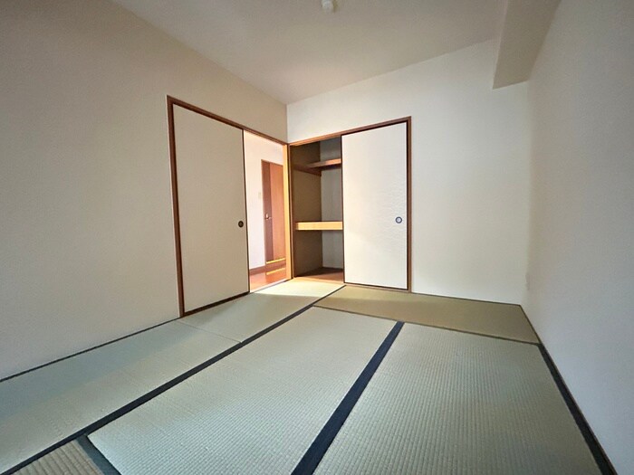 物件内観写真11　(居室)