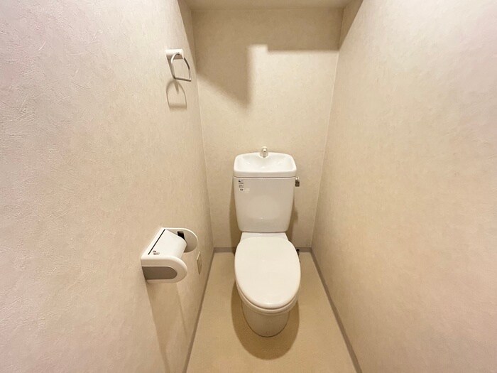 物件内観写真14　(トイレ)