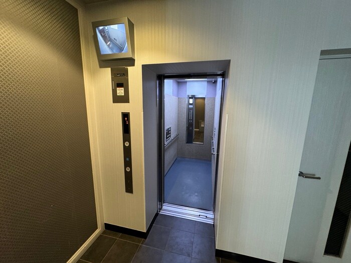 物件外観写真4　(建物設備)