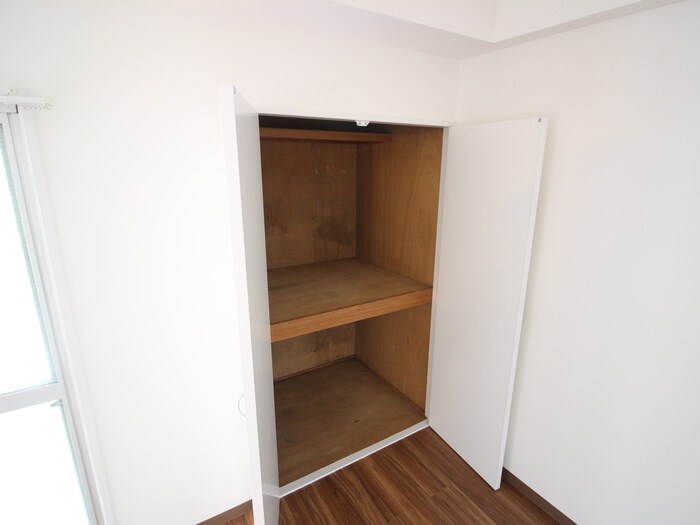 物件内観写真10　(収納)