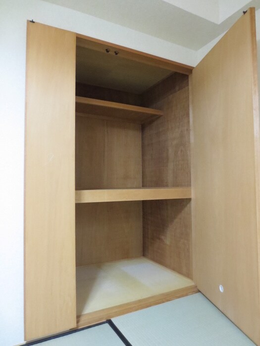 物件内観写真11　(収納)