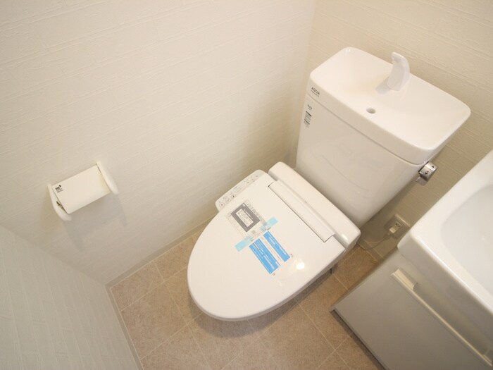 物件内観写真14　(トイレ)