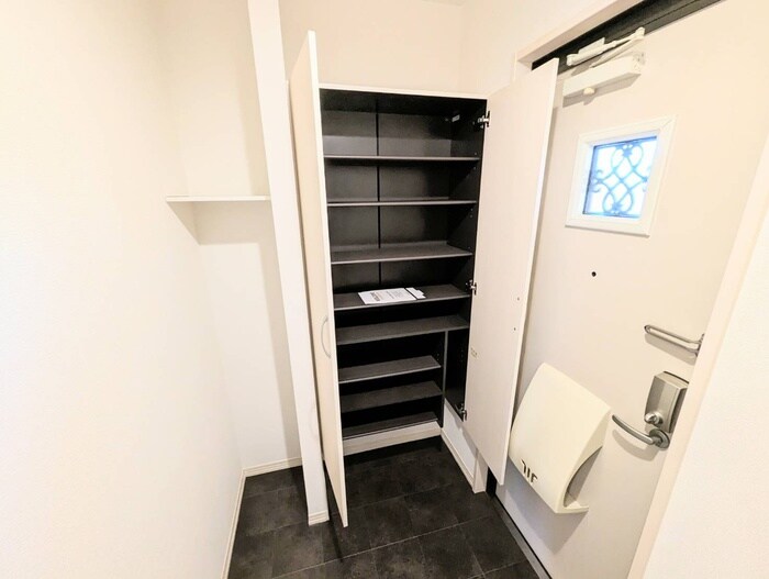 物件内観写真20　(靴箱)