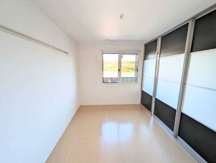 物件内観写真22　(居室)