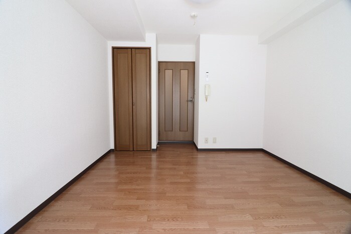 物件内観写真5　(居室)