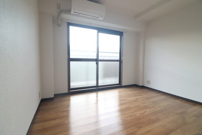 物件内観写真5　(居室)