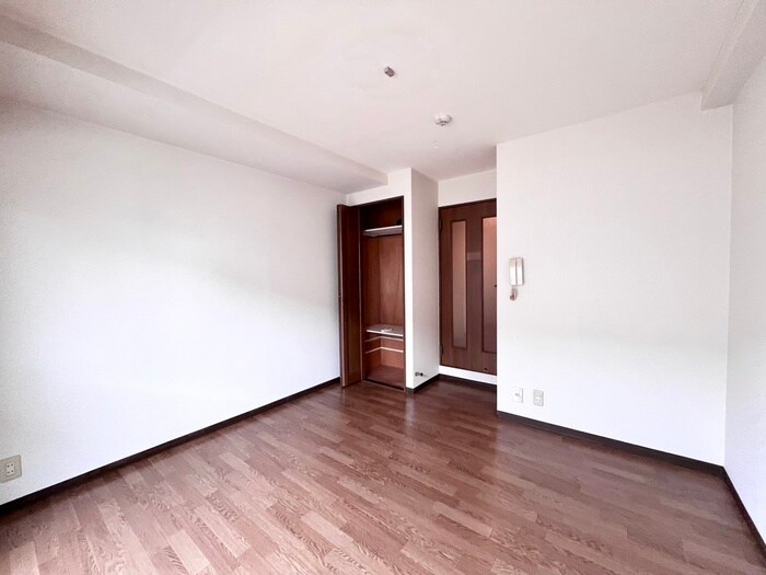 物件内観写真6　(居室)