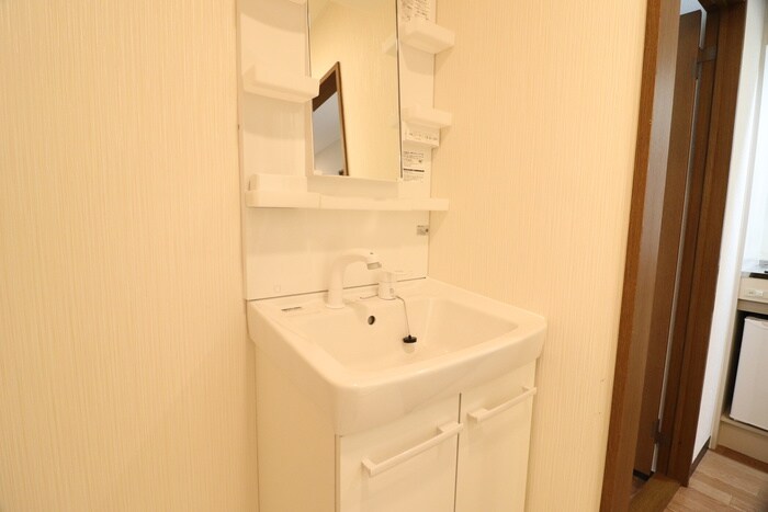 物件内観写真11　(洗面)