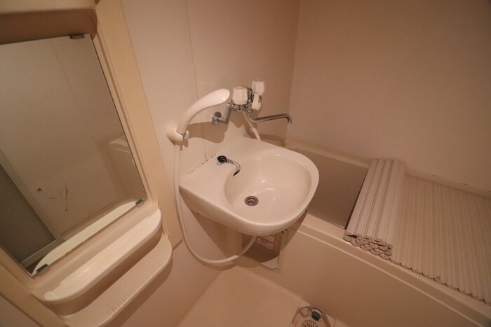 物件内観写真12　(洗面)