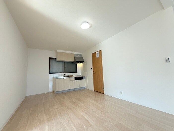 物件内観写真10　(内観写真)