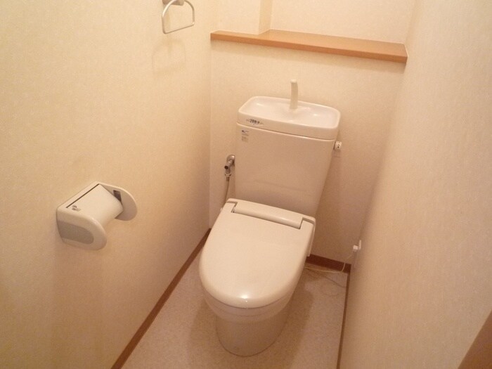 物件内観写真15　(トイレ)