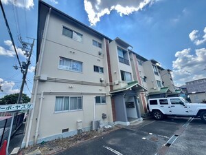 コ－ポ安田外観写真