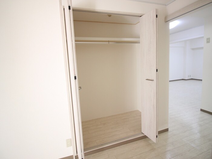 物件内観写真14　(収納)