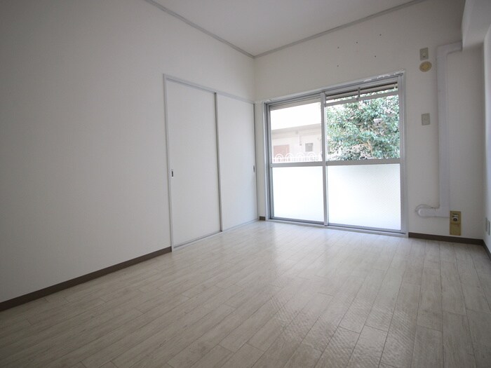 物件内観写真21　(居室)