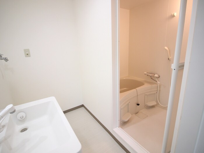 物件内観写真22　(収納)