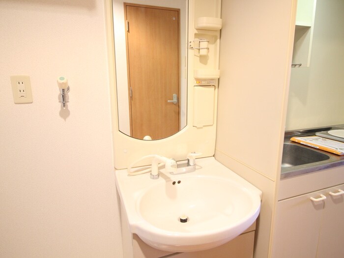 物件内観写真9　(洗面)