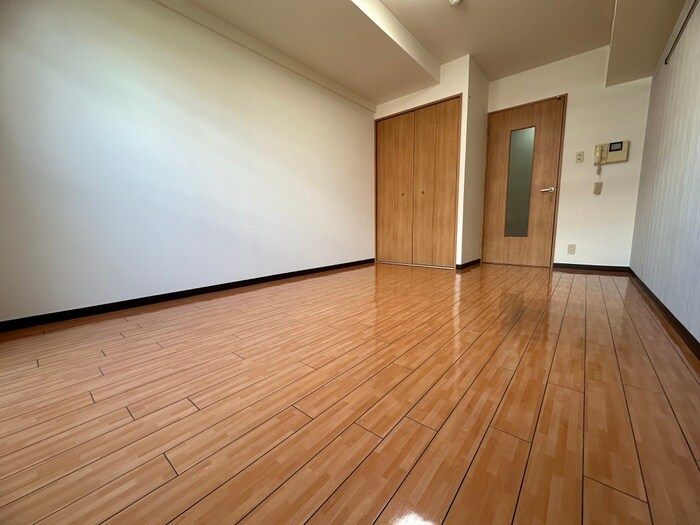 物件内観写真13　(居室)