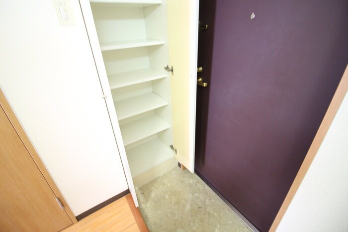 物件内観写真19　(靴箱)