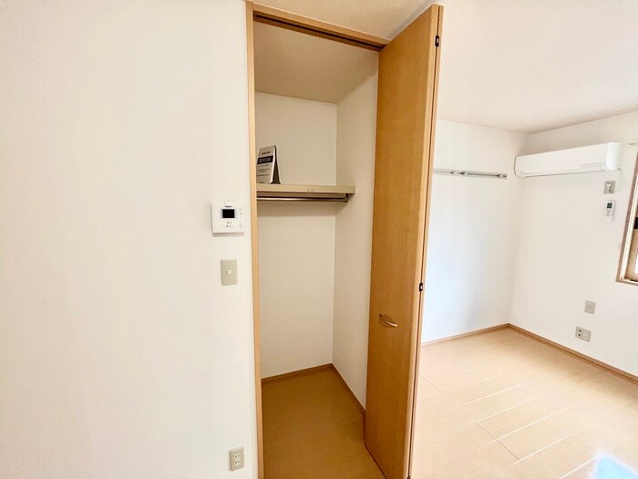 物件内観写真10　(収納)