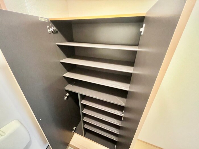 物件内観写真19　(靴箱)