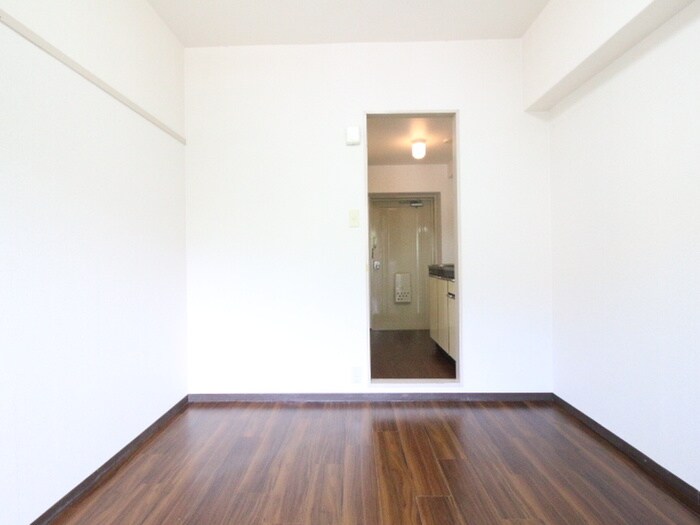 物件内観写真6　(居室)