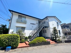 Ｓｃａｖｉａ５外観写真