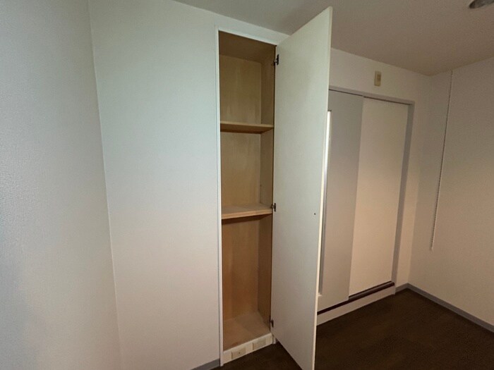 物件内観写真18　(収納)