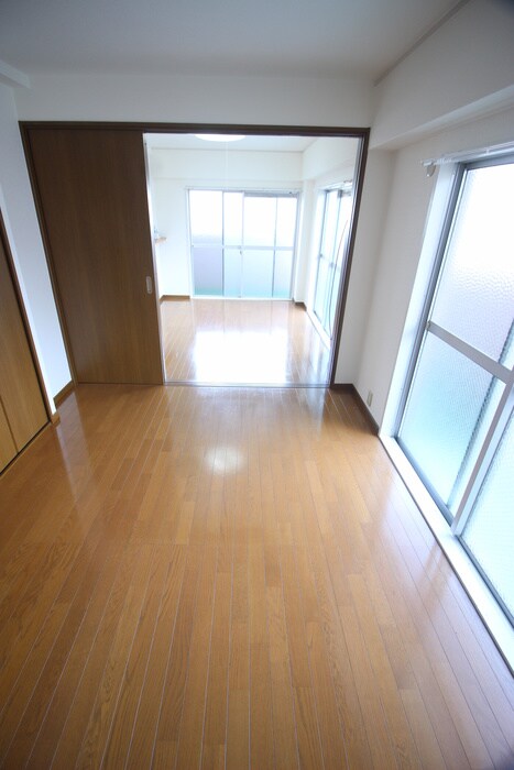 物件内観写真22　(居室)