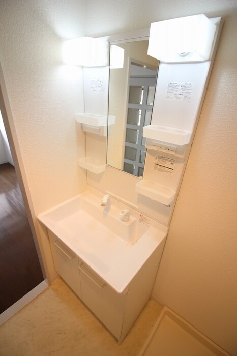 物件内観写真9　(洗面)