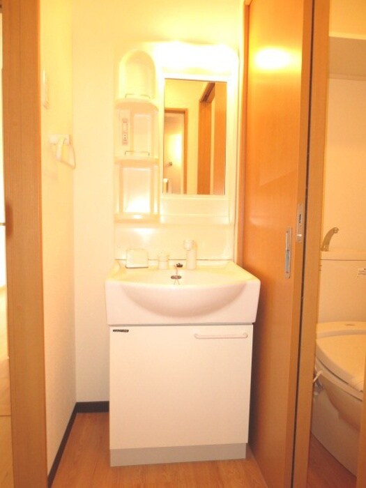 物件内観写真13　(洗面)