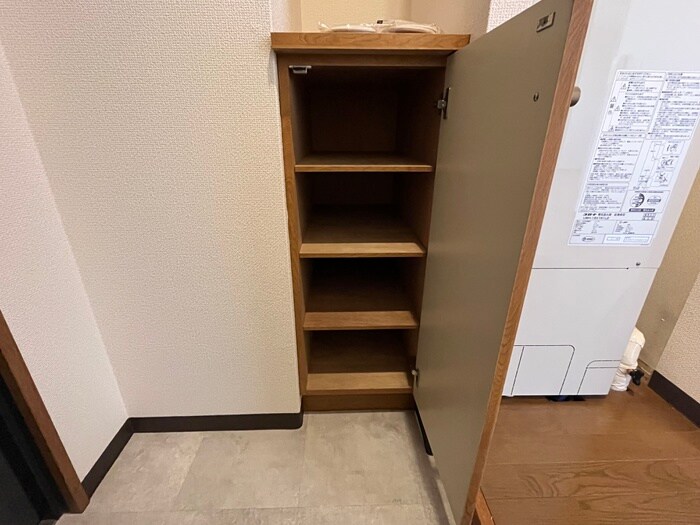 物件内観写真16　(靴箱)