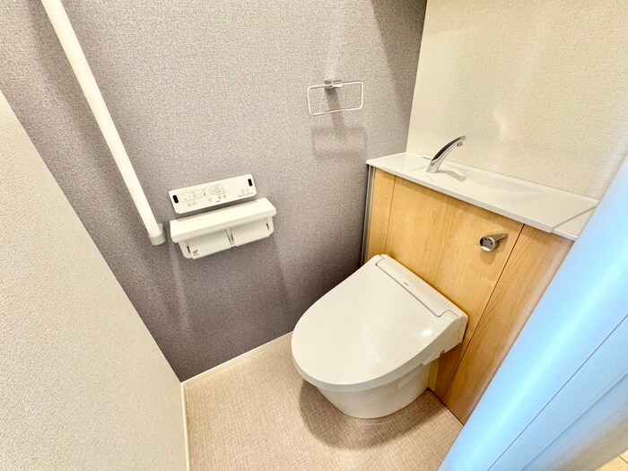 物件内観写真10　(トイレ)