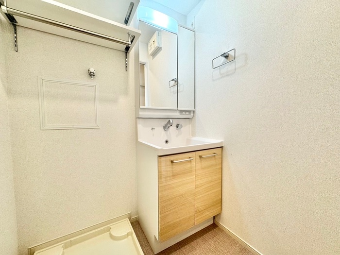 物件内観写真11　(洗面)