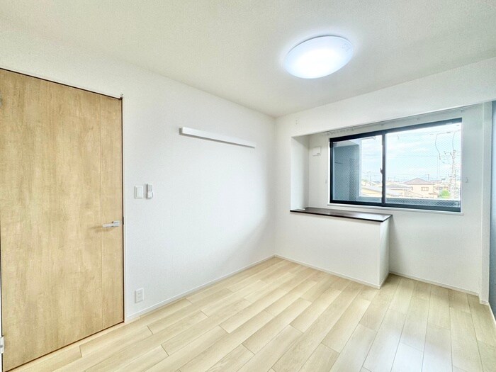 物件内観写真14　(居室)