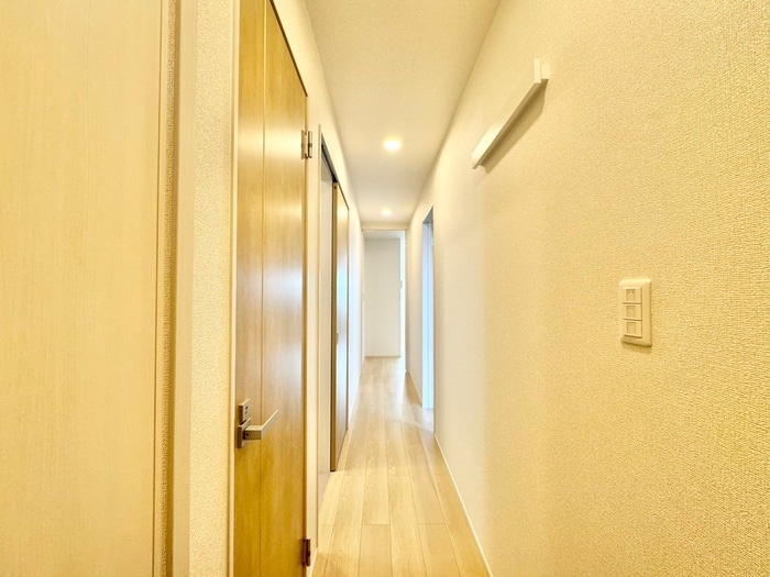 物件内観写真21　(廊下)