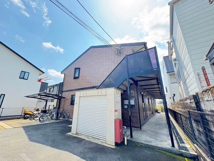 物件外観写真2　(外観写真)