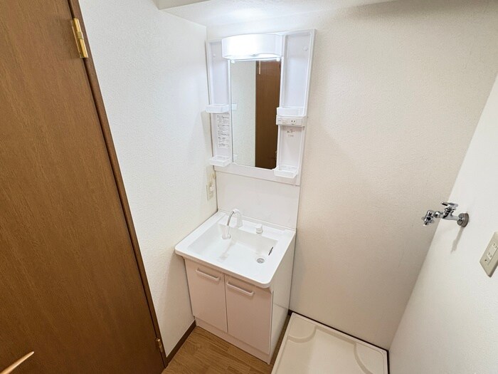 物件内観写真12　(洗面)