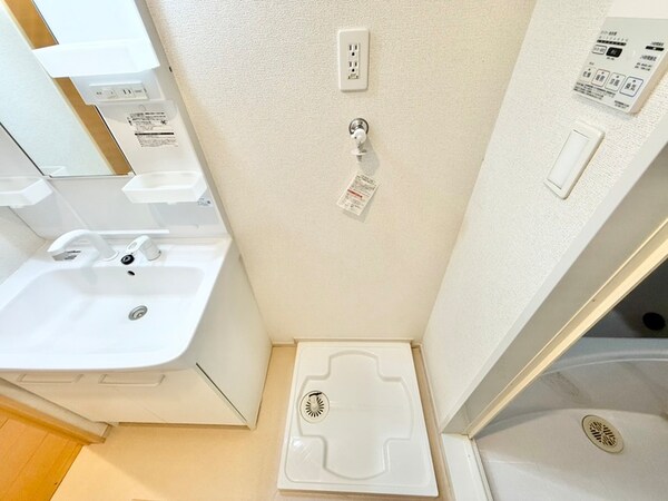 洗濯機置場