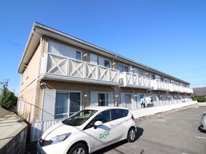 ヴィラウエスト外観写真