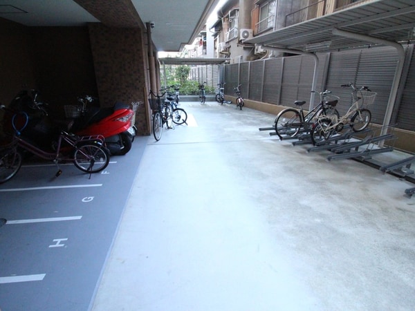 駐輪場