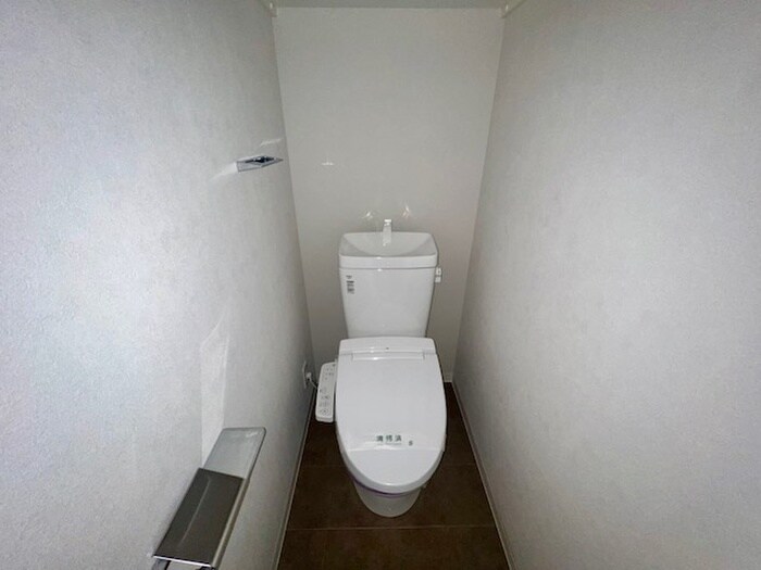 物件内観写真10　(トイレ)