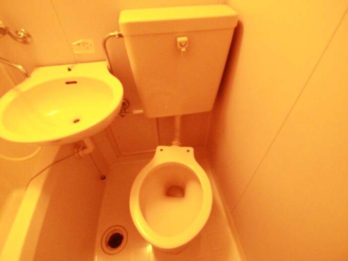 物件内観写真14　(トイレ)