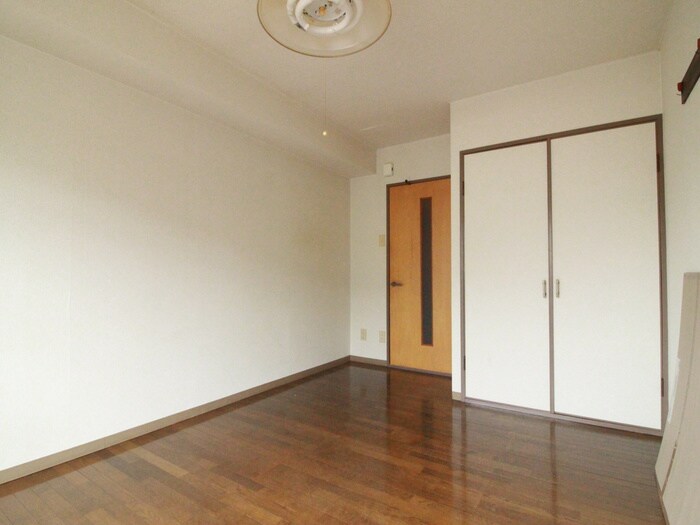 物件内観写真18　(居室)