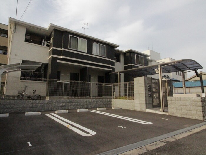 物件外観写真1　(外観写真)