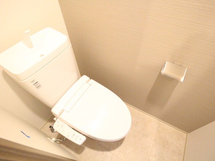 物件内観写真15　(トイレ)